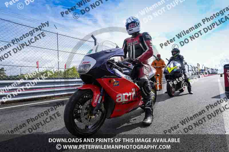 donington no limits trackday;donington park photographs;donington trackday photographs;no limits trackdays;peter wileman photography;trackday digital images;trackday photos
